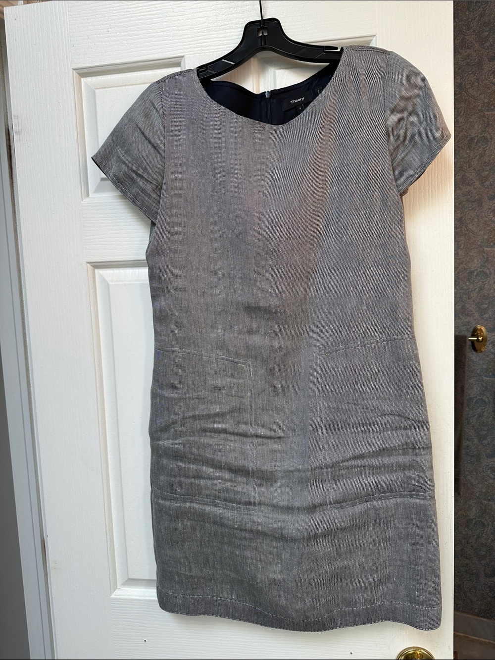 Theory Gray Short-Sleeve Shift Dress
